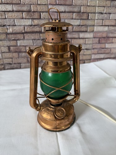 Alte grubenlampe feuerhand - grubenlampe,