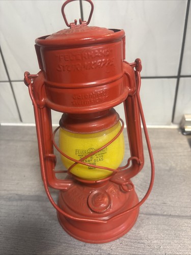 Alte laterne petroleumlampe - alte,